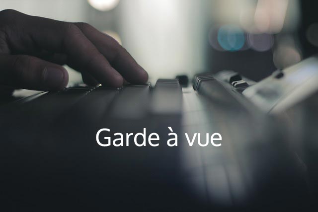 Mais au fait, c&rsquo;est quoi exactement une garde à vue ?